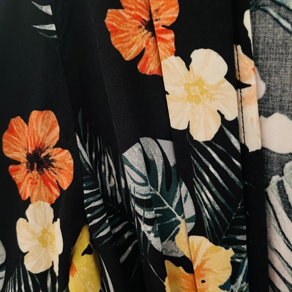 Wild Fable beach cover up - Picture 3 of 3